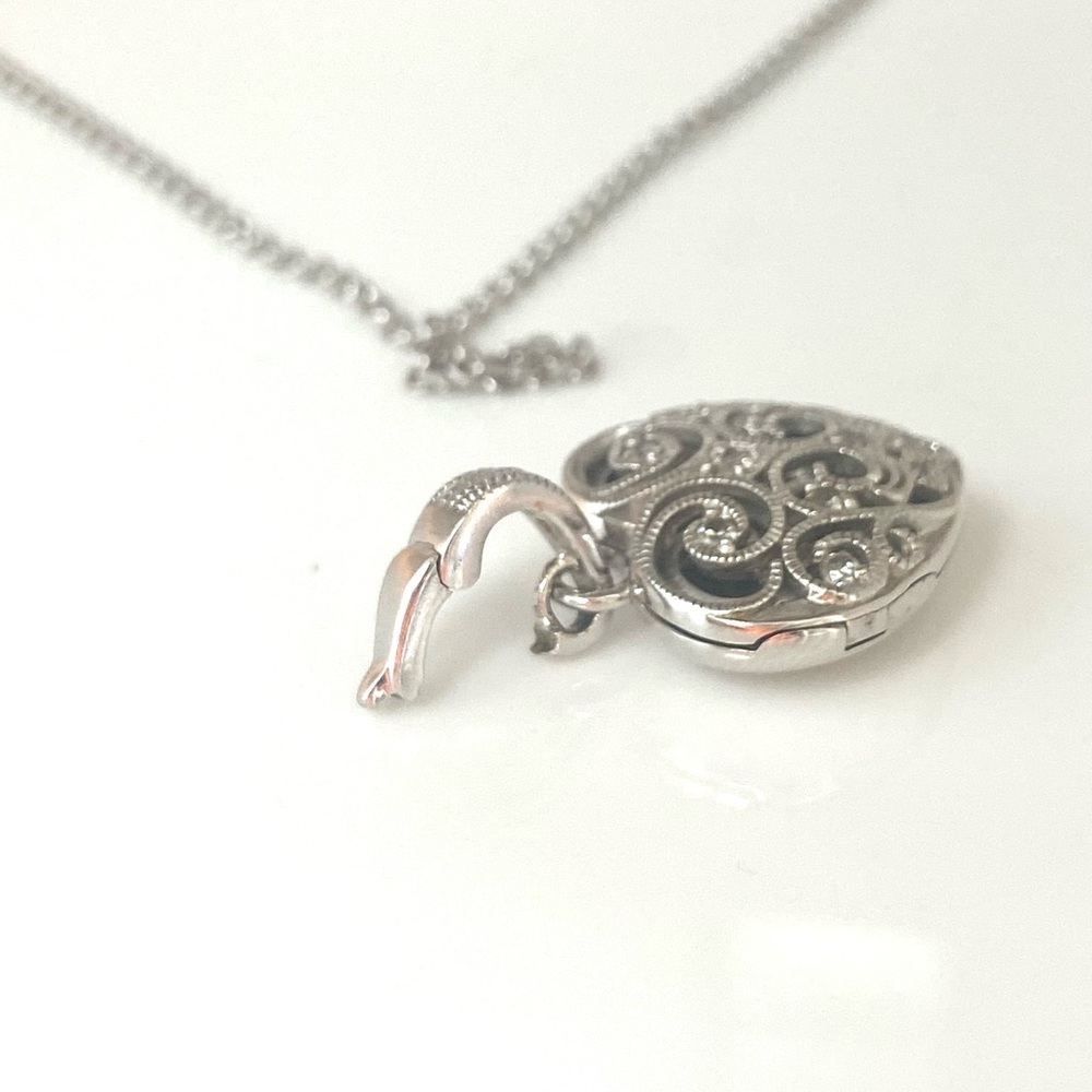 Tacori Silver Filigree Heart Pendant Necklace - Picture 3 of 5